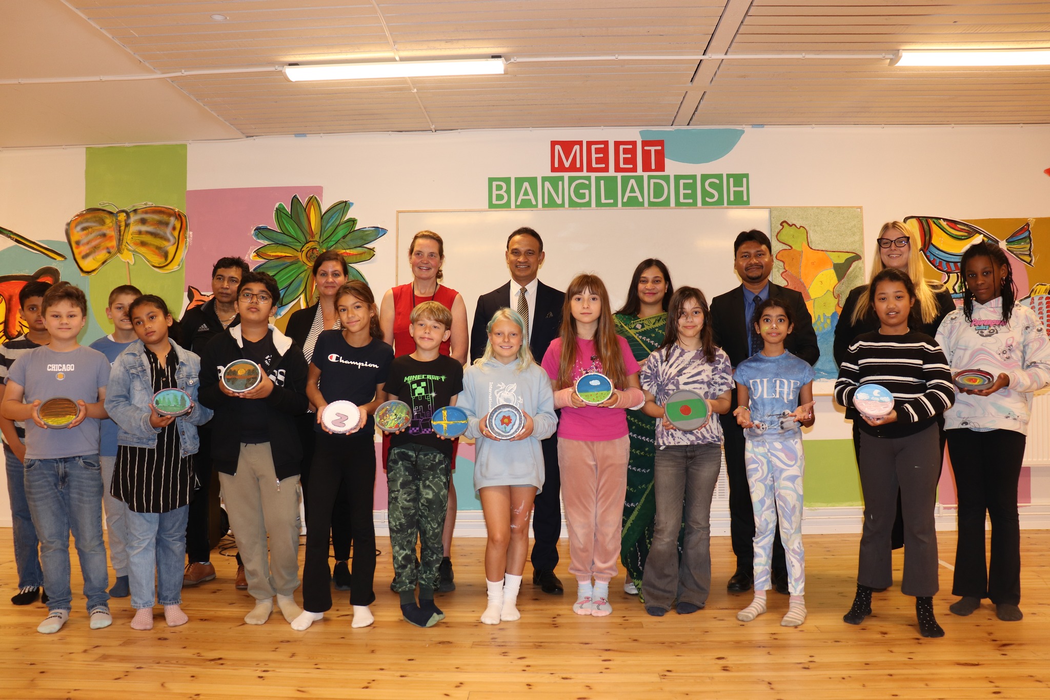 "Meet Bangladesh" program at INTERNATIONELLA ENGELSKA SKOLAN (IES), Solna - 2023